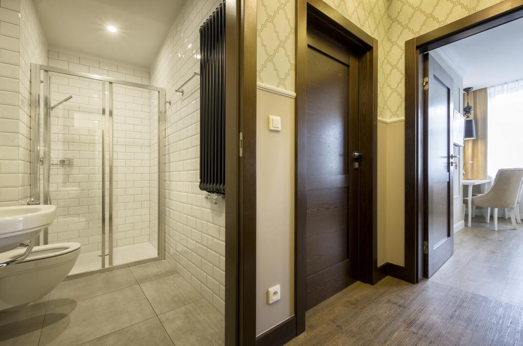 Apartamenty Aurora กดัญสก์ ภายนอก รูปภาพ